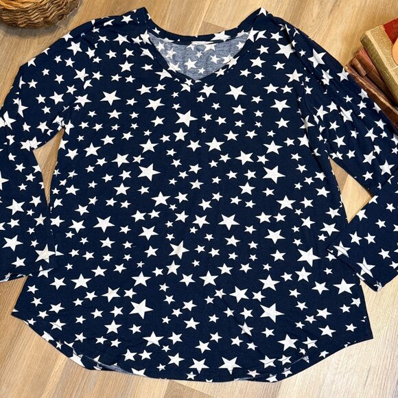 Womens Plus Size Navy and White Star Print Long Sleeve V-Neck Top - Picture 4 of 10